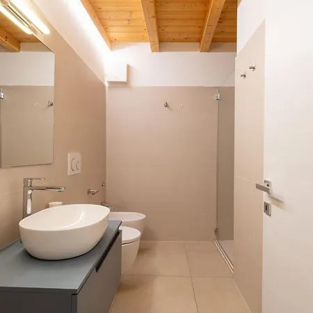 L'isola By Interhome Brenzone sul Garda