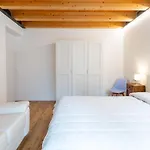 L'isola By Interhome * ברנצונה סול גארדה